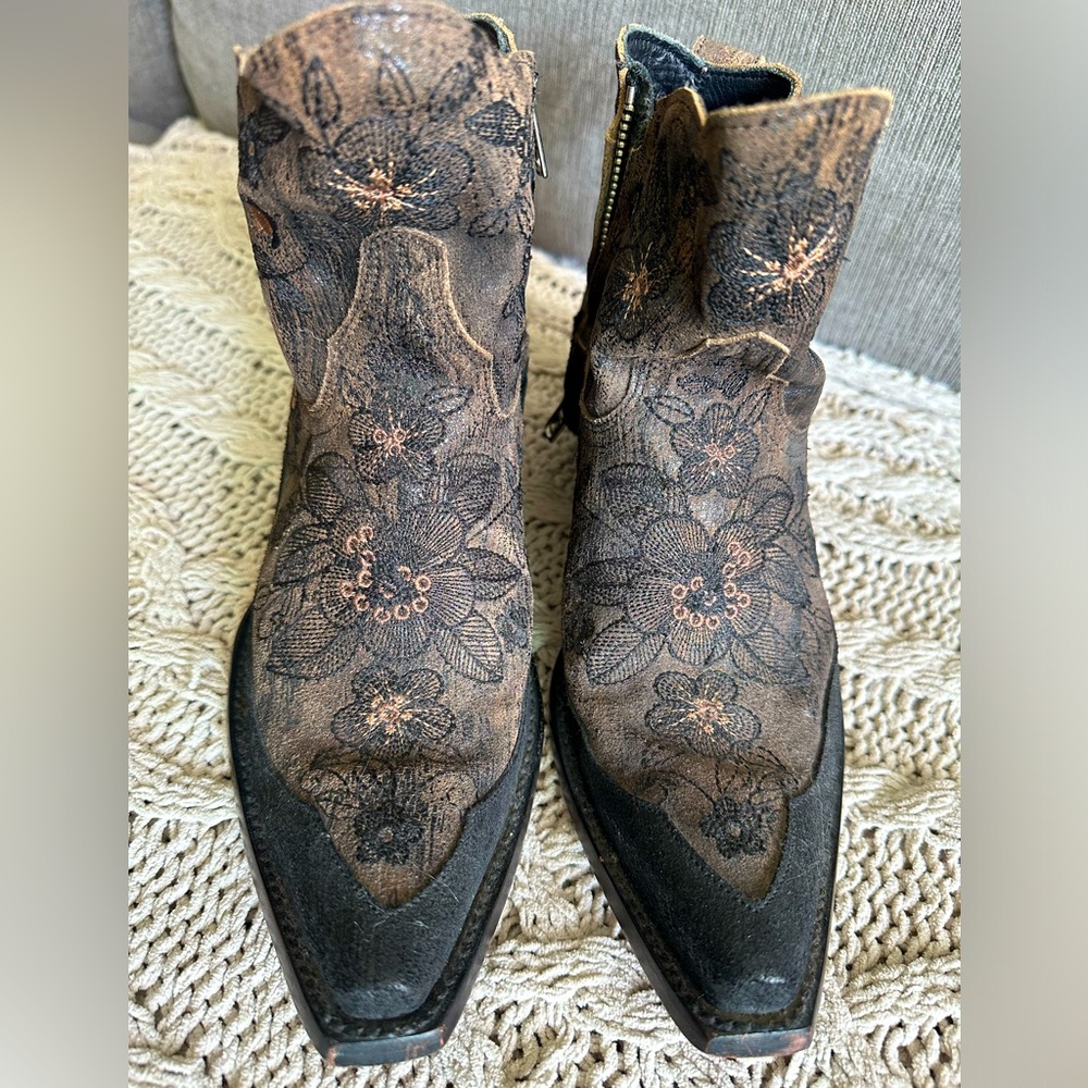 Old Gringo short Booties 7B